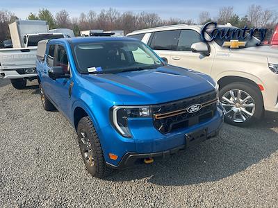 Used 2025 Ford Maverick - photo 1