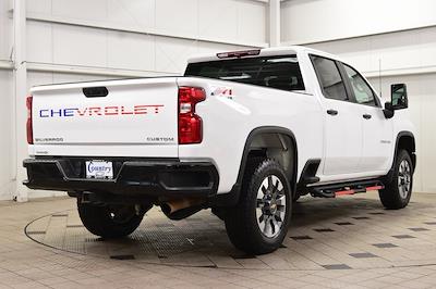 Used 2024 Chevrolet Silverado 2500 - photo 1