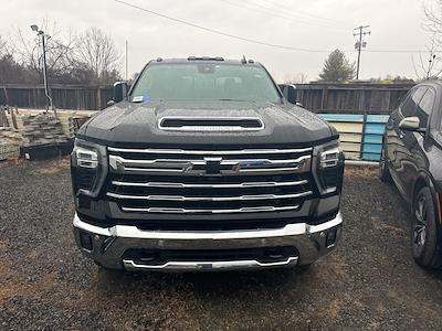 Used 2024 Chevrolet Silverado 2500 - photo 1
