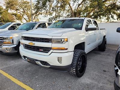 Used 2018 Chevrolet Silverado 1500 LT Crew Cab for sale #260214A - photo 2