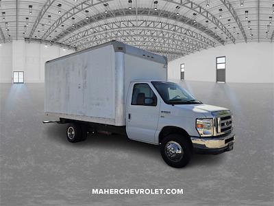 Used 2015 Ford E-350 - photo 1
