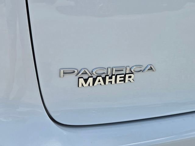 Used 2023 Chrysler Pacifica - photo 12