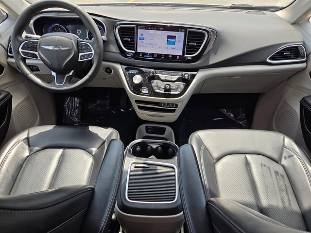 Used 2023 Chrysler Pacifica - photo 17