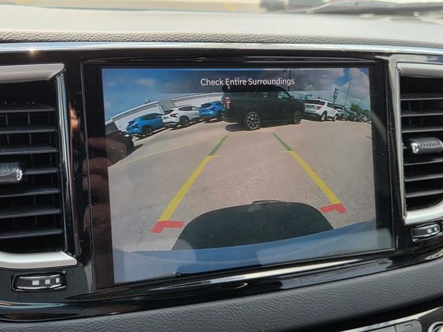 Used 2023 Chrysler Pacifica - photo 25