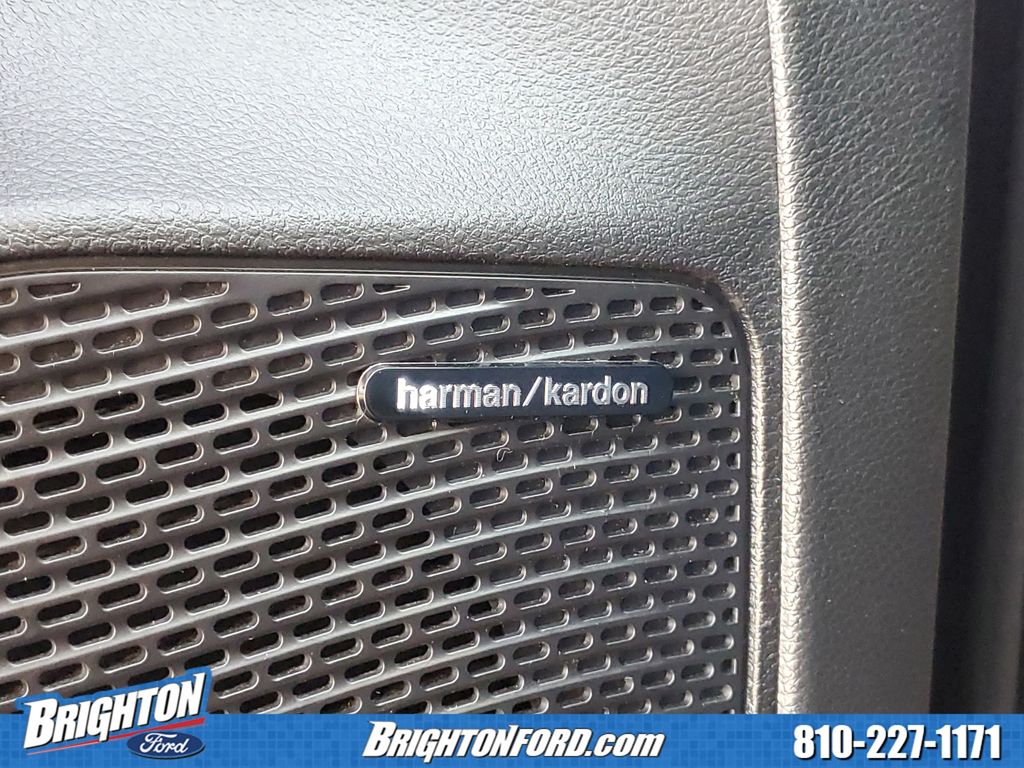 Used 2021 Chrysler Pacifica - photo 22