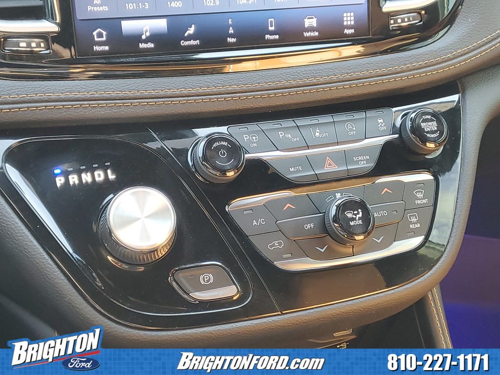Used 2021 Chrysler Pacifica - photo 32
