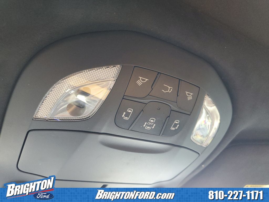 Used 2021 Chrysler Pacifica - photo 35