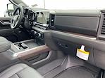 New 2025 GMC Sierra 2500 SLT Crew Cab 4WD Pickup for sale #250497 - photo 29