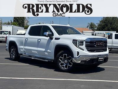 New 2025 GMC Sierra 1500 SLT Crew Cab 4WD Pickup for sale #250580 - photo 1