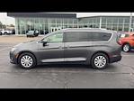 2018 Chrysler Pacifica FWD Minivan for sale #64806 - photo 5