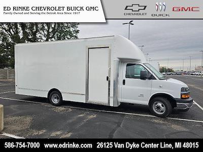 2022 Chevrolet Express 4500 DRW RWD, Utilimaster Utilivan Box Van for sale #523073 - photo 1