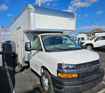 2024 Chevrolet Express 4500 DRW RWD Box Van for sale #544633 - photo 1