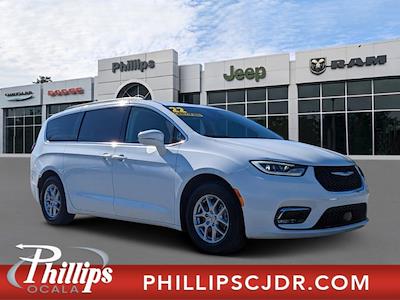 Used 2022 Chrysler Pacifica Touring L FWD Minivan for sale #22860 - photo 1