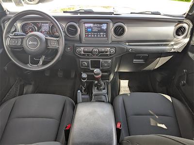 Used 2022 Jeep Gladiator - photo 1