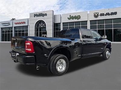 Used 2022 Ram 3500 - photo 1