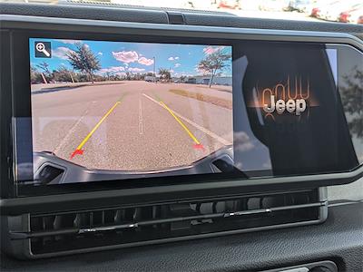 Used 2025 Jeep Gladiator - photo 1