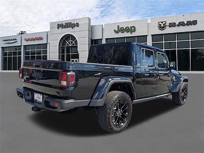 Used 2025 Jeep Gladiator - photo 1