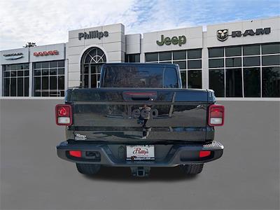 Used 2025 Jeep Gladiator - photo 1