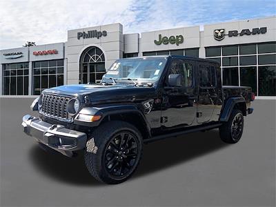 Used 2025 Jeep Gladiator - photo 1