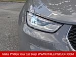 Used 2025 Chrysler Pacifica Select Minivan thumbnail 8