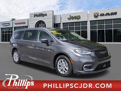 2023 Chrysler Pacifica FWD Minivan for sale #25546 - photo 1