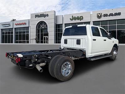 2024 Ram 3500 Crew Cab DRW 4x4, Cab Chassis for sale #240716 - photo 2