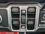 2021 Jeep Gladiator Crew Cab 4x4 Pickup for sale #500464A - photo 16