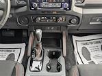 2022 Nissan Frontier Crew Cab 4x2 Pickup for sale #500597A - photo 18