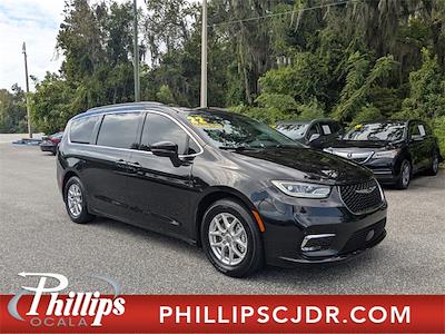 2022 Chrysler Pacifica FWD Minivan for sale #500656A - photo 1