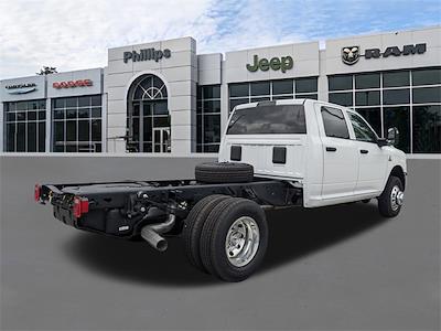 2025 Ram 3500 Crew Cab DRW 4x4 Cab Chassis for sale #500684 - photo 2