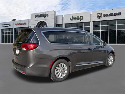 Used 2019 Chrysler Pacifica Touring L Minivan for sale #600148A - photo 2