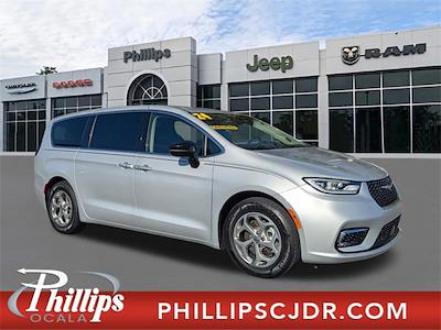 Used 2024 Chrysler Pacifica Limited Minivan for sale #600231A - photo 1