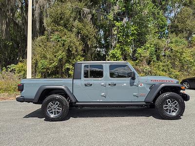Used 2025 Jeep Gladiator - photo 1