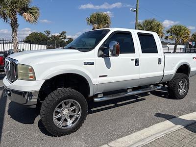 Used 2007 Ford F-250 Lariat Crew Cab for sale #7EA11512 - photo 2