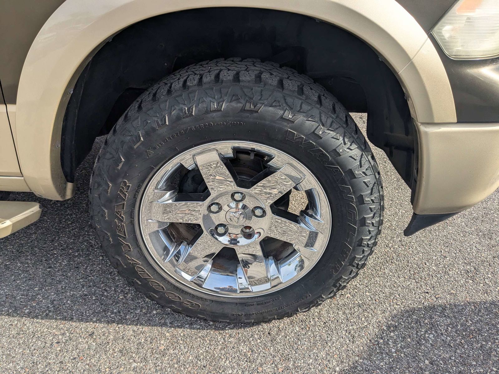 Used 2012 Ram 1500 - photo 9