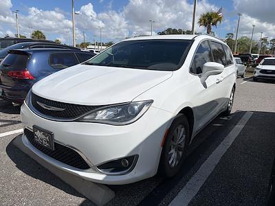 Used 2018 Chrysler Pacifica - photo 1