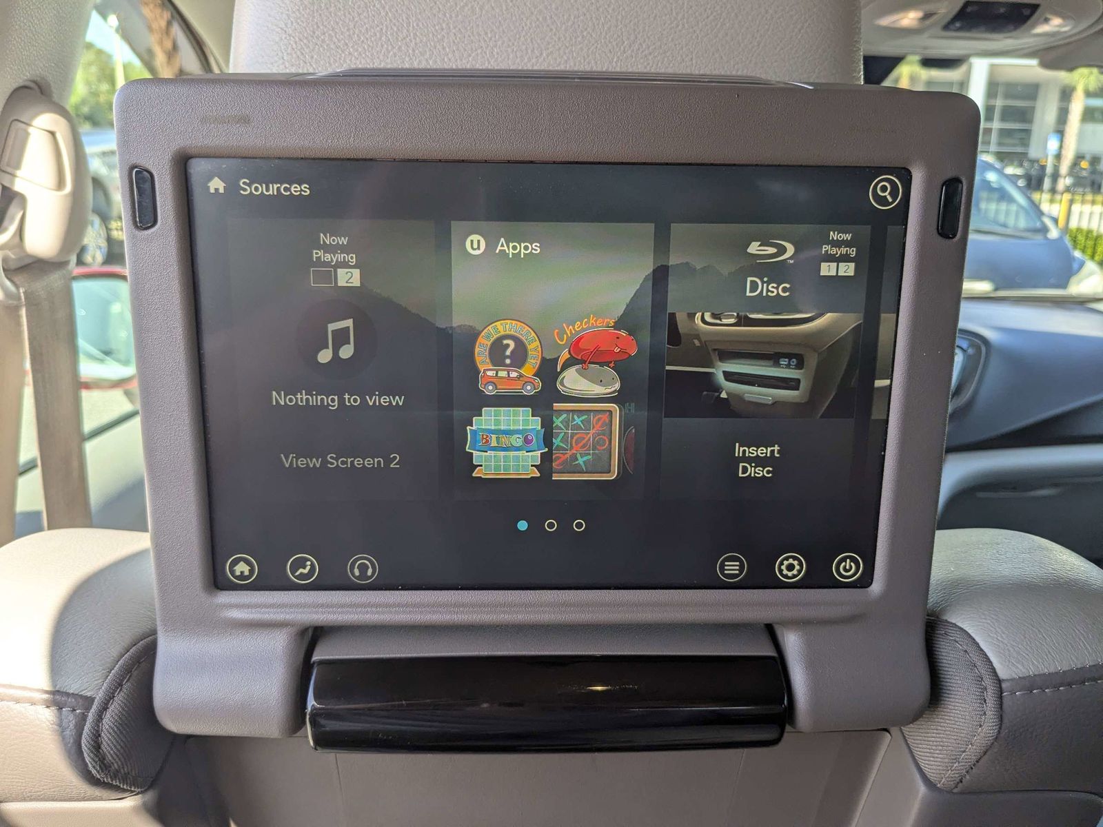 Used 2018 Chrysler Pacifica - photo 17