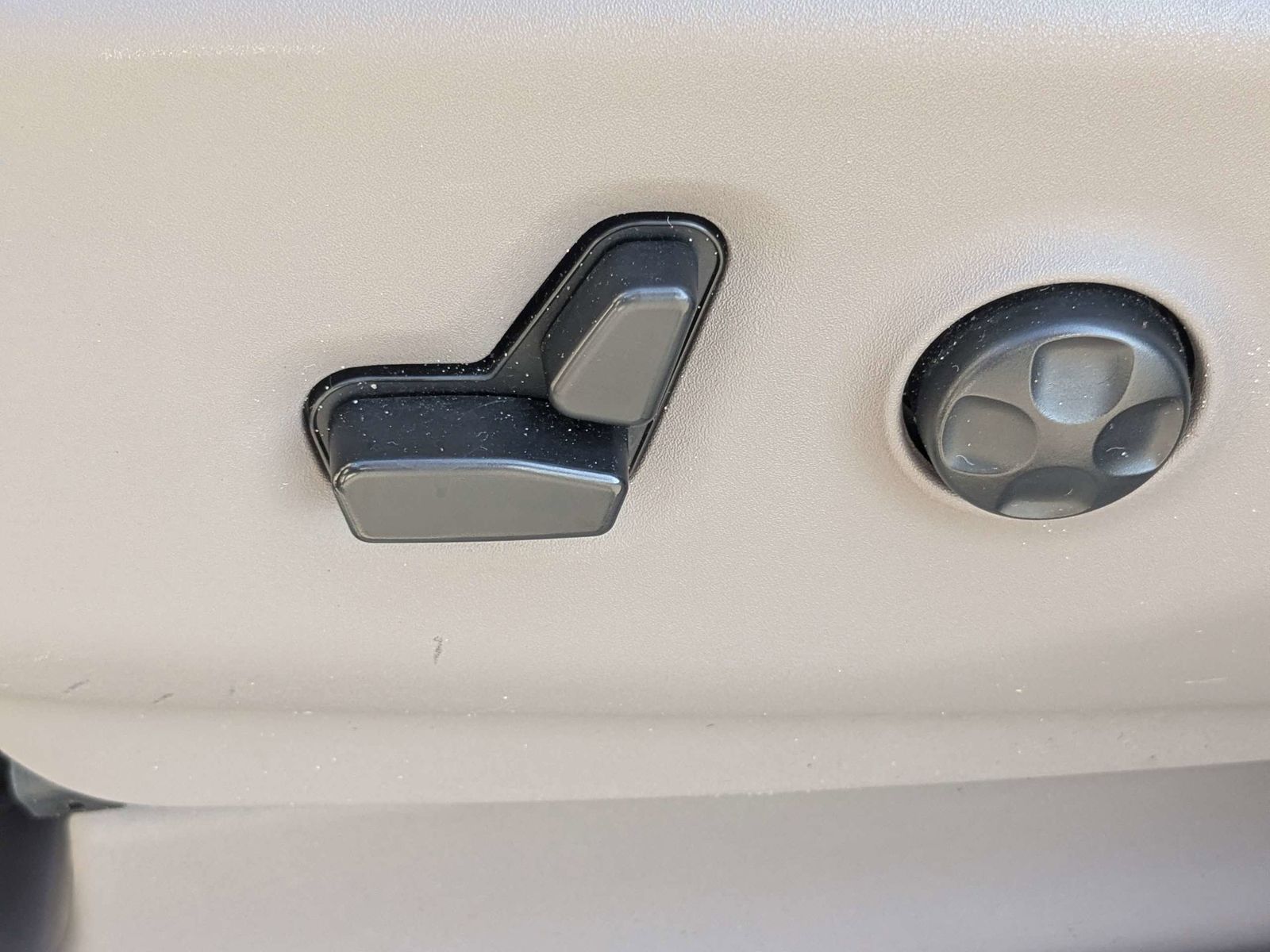 Used 2018 Chrysler Pacifica - photo 24