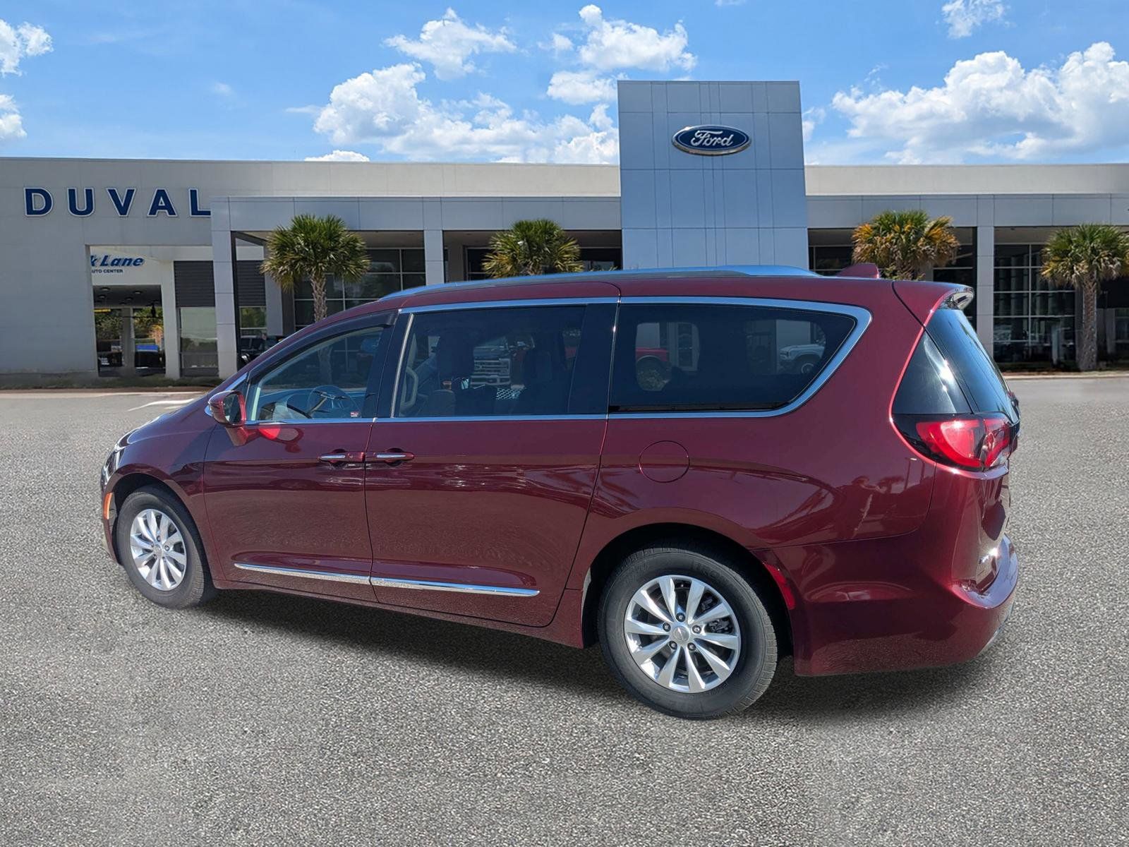 Used 2018 Chrysler Pacifica - photo 7