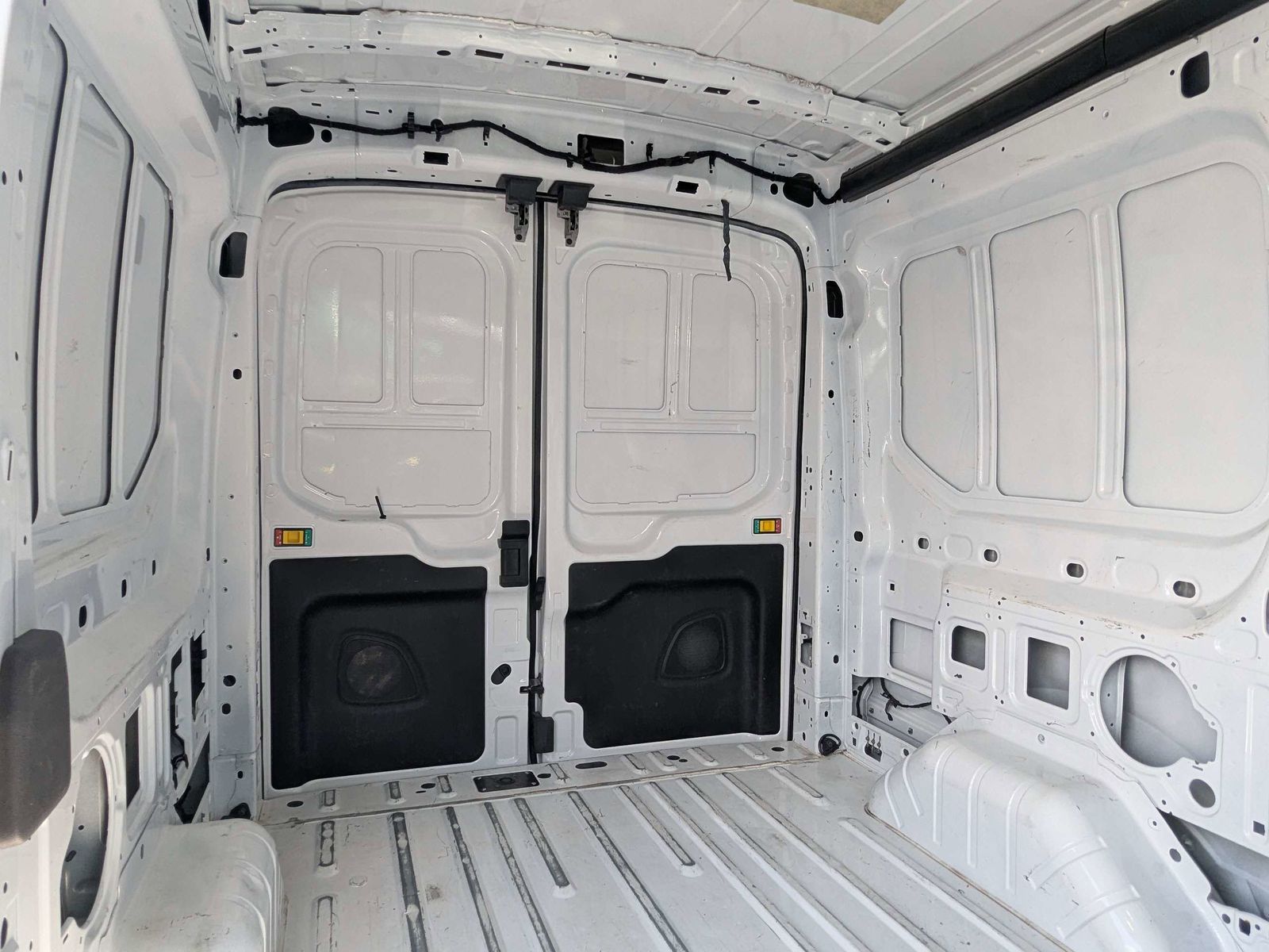 Used 2023 Ford Transit 250 - photo 15
