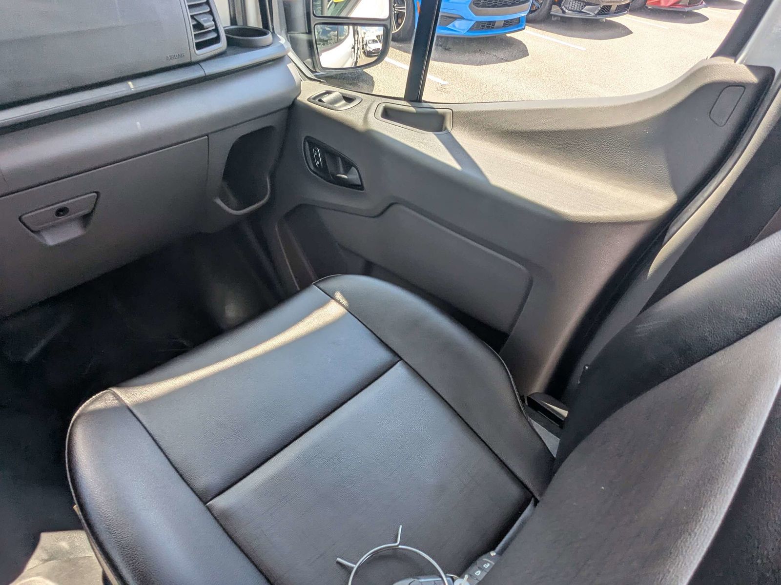 Used 2023 Ford Transit 250 - photo 19