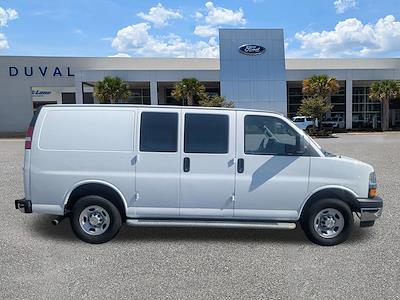 Used 2024 Chevrolet Express 2500 - photo 2