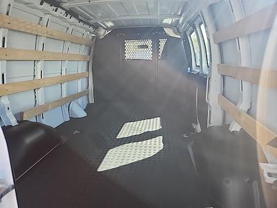 Used 2024 GMC Savana 2500 - photo 1