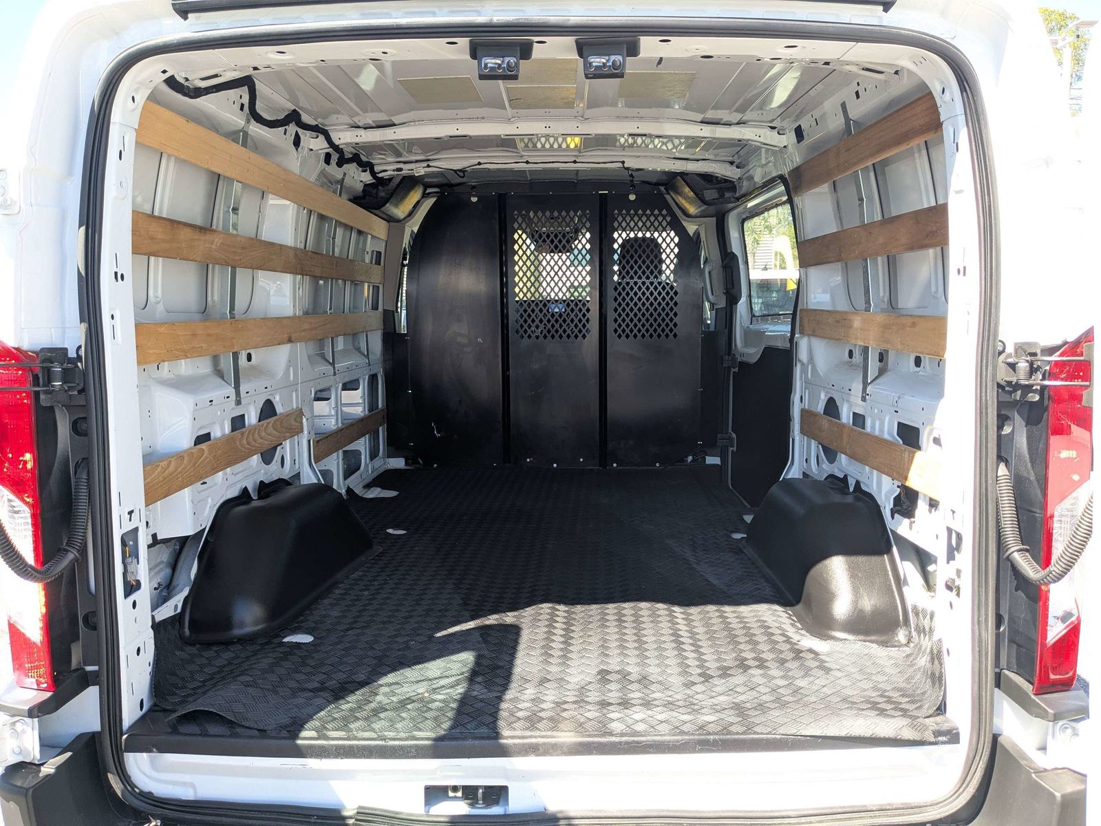 Used 2024 Ford Transit 250 - photo 6