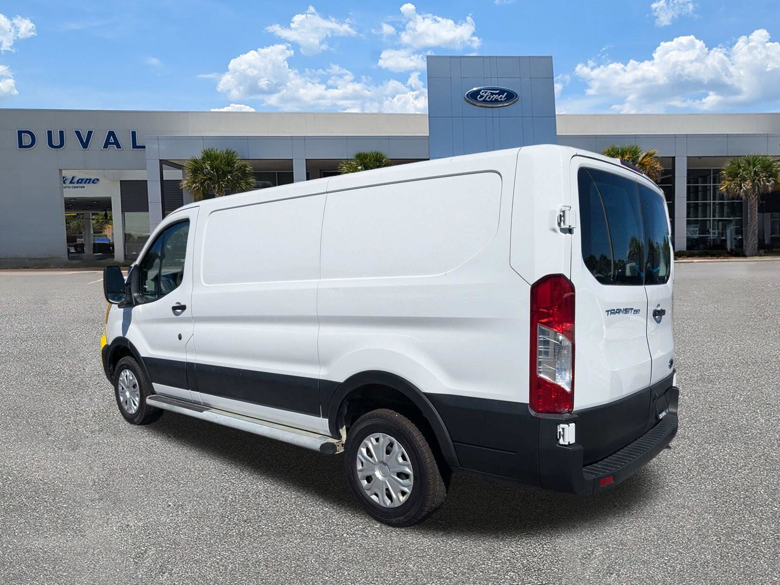 Used 2024 Ford Transit 250 - photo 8