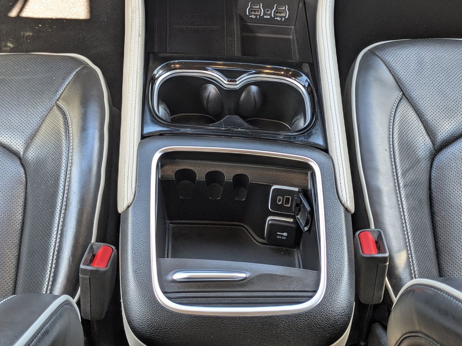 Used 2024 Chrysler Pacifica - photo 20