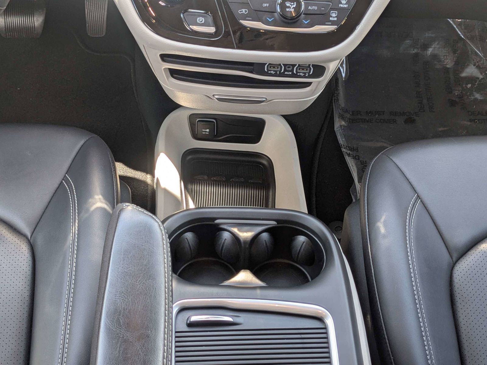 Used 2024 Chrysler Pacifica - photo 21