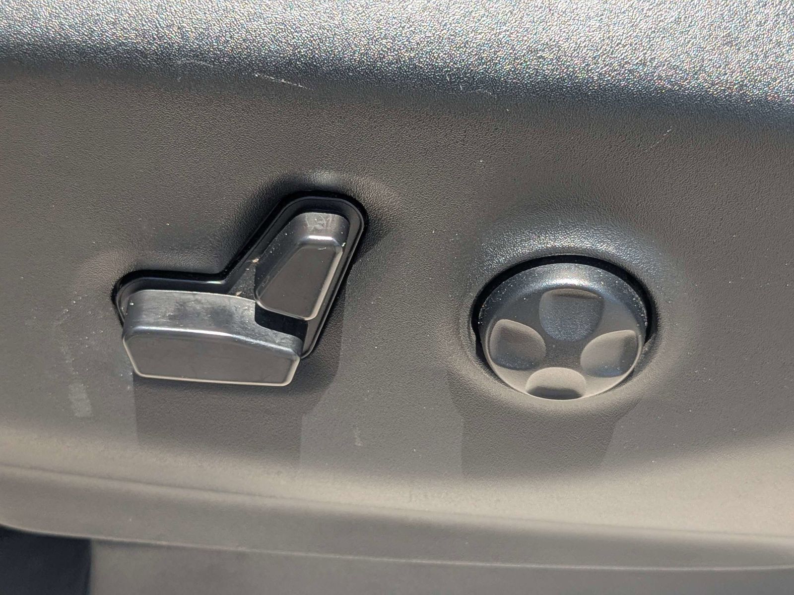 Used 2024 Chrysler Pacifica - photo 23
