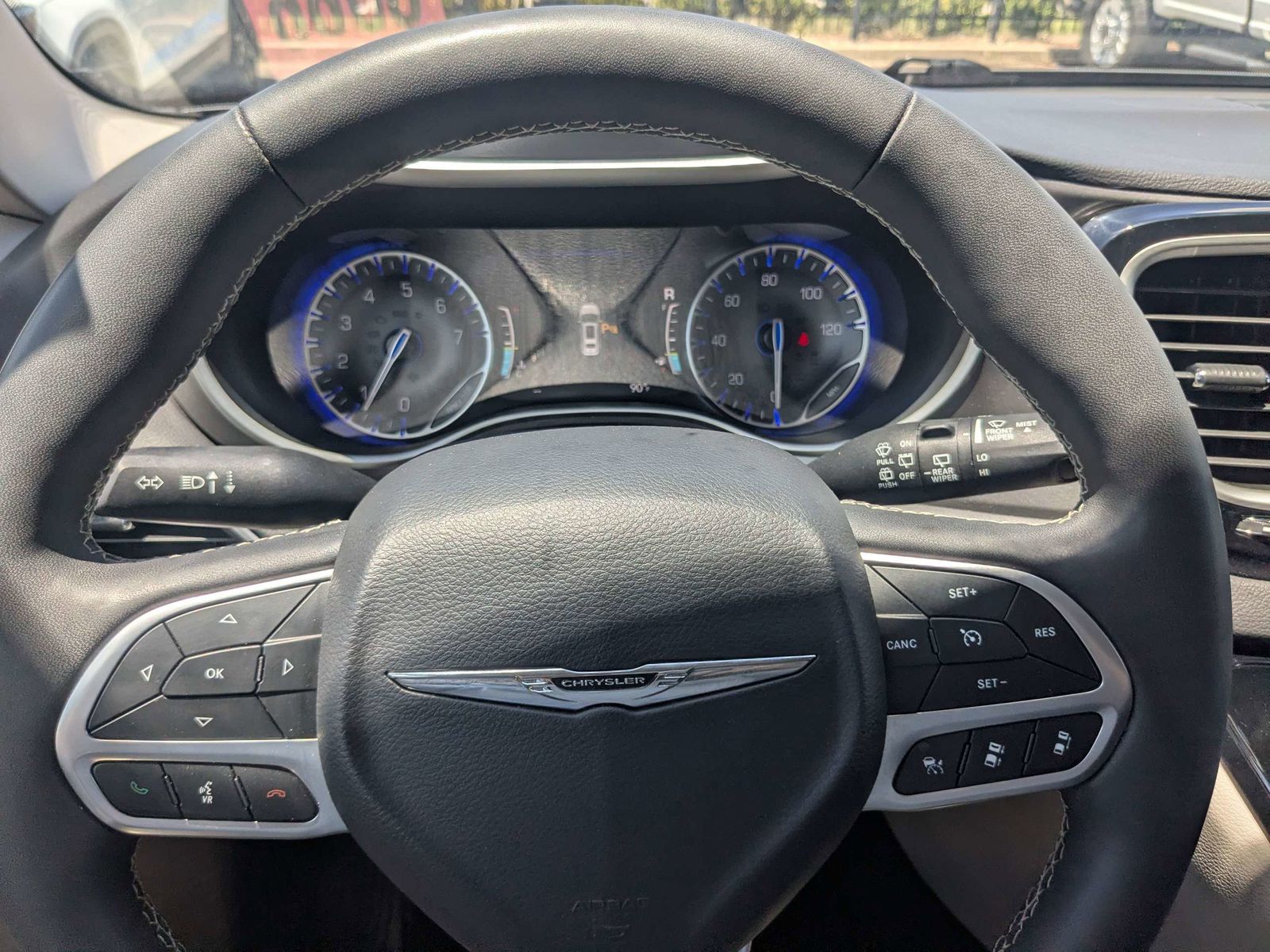 Used 2024 Chrysler Pacifica - photo 31