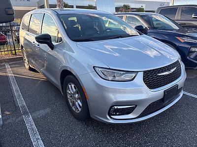 Used 2024 Chrysler Pacifica Touring L Minivan for sale #PRR149871 - photo 2